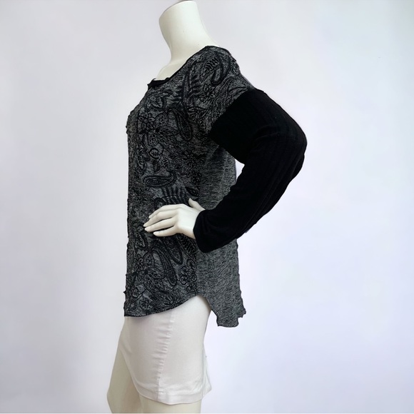 [L] STUDIO Long Sleeve Top - Picture 2 of 8